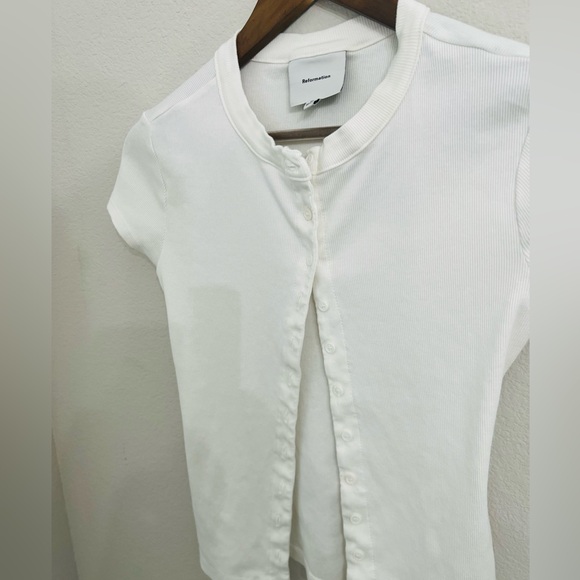 Reformation Raelynn Button Front Top - Picture 10 of 11